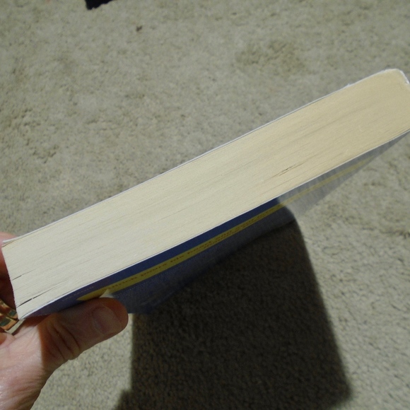 RUNNING ON EMPTY * Marshall Ulrich * Ultra-Runner - Picture 4 of 7